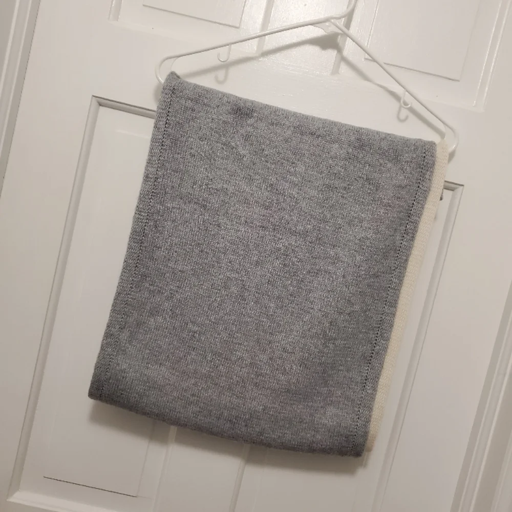 C Wonder Elegant Two-Tone Scarf in Gray and Cream extra long/wide, Classic